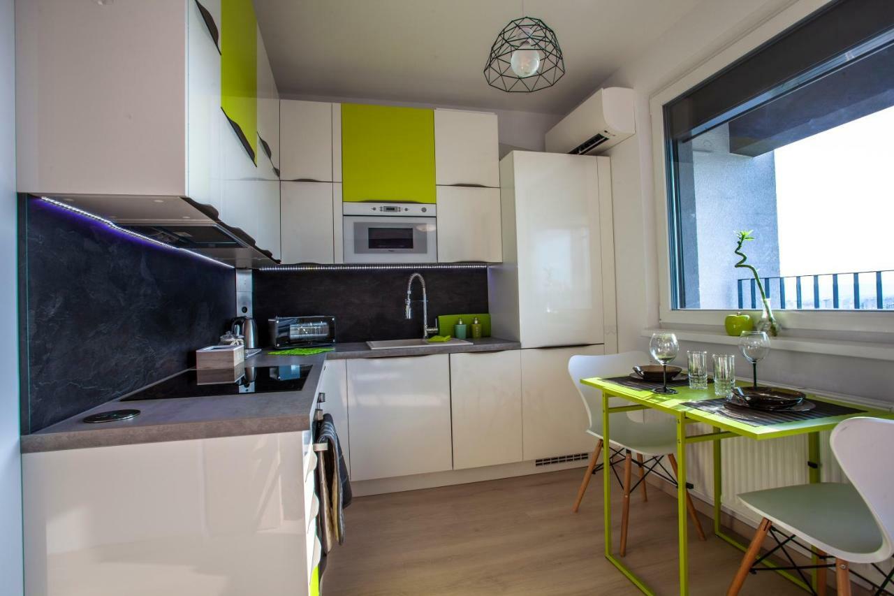 ברטיסלאבה Air-Conditioned City View Apartment 24H Check-In מראה חיצוני תמונה