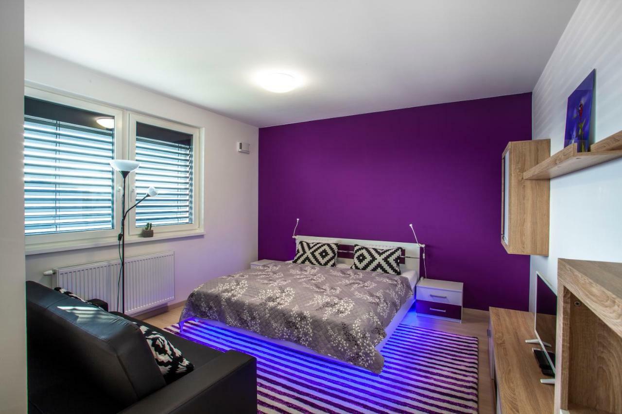 ברטיסלאבה Air-Conditioned City View Apartment 24H Check-In מראה חיצוני תמונה